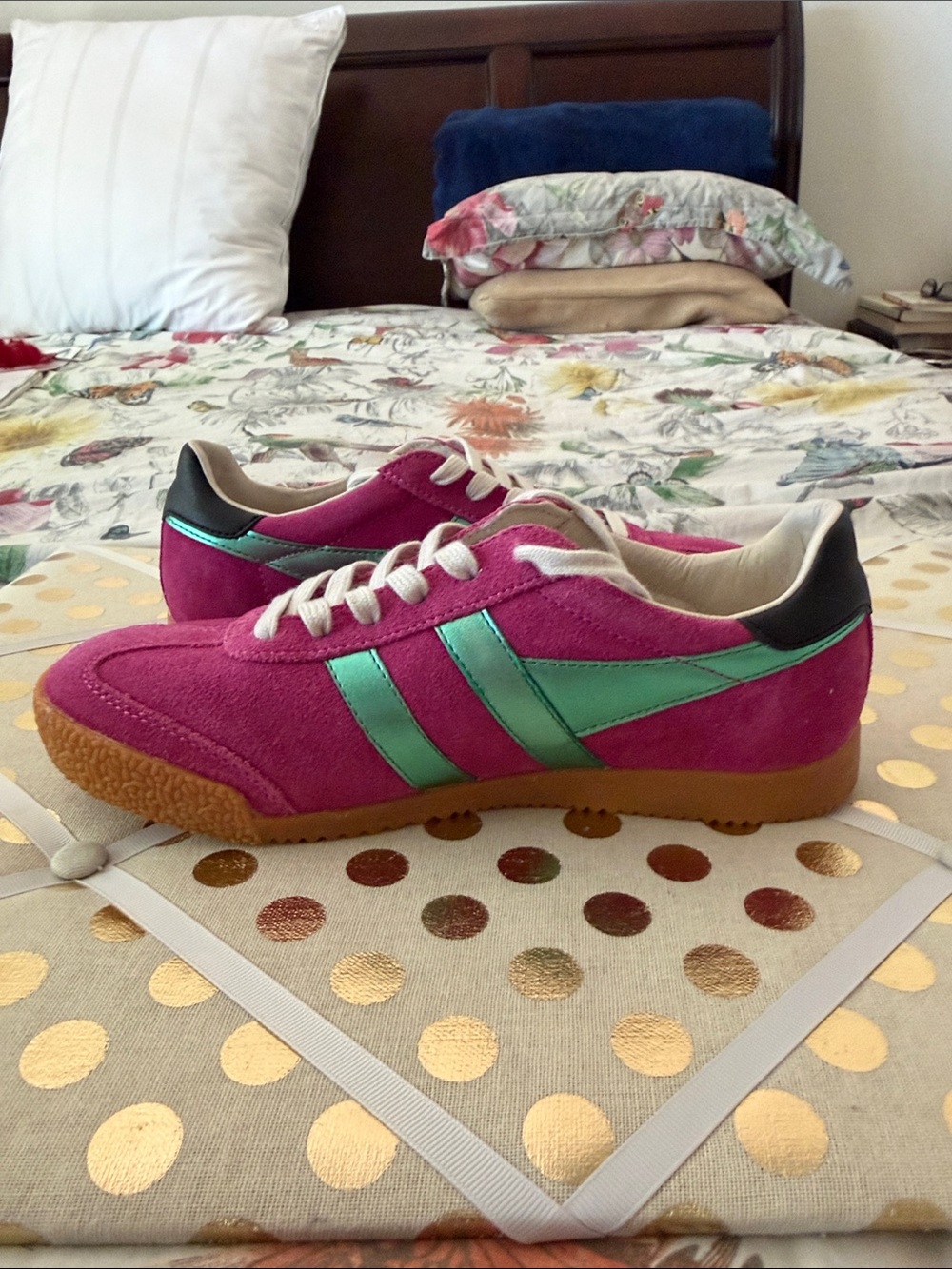 Gola Women’s Elan Fuchsia Suede Trainer Metallic Emerald Stripes 7 NWB - Picture 8 of 11
